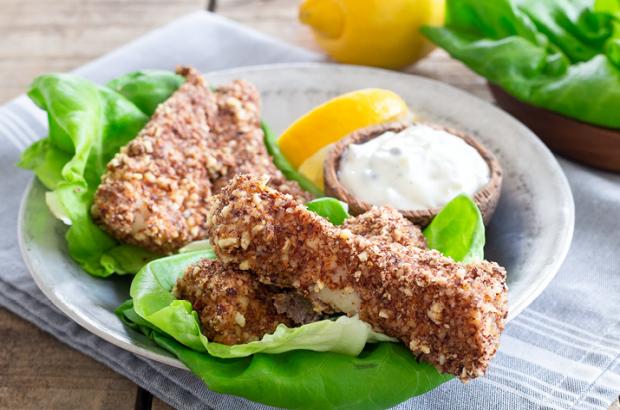 Baked fish sticks coated with almond "breading" and served with homemade tartar sauce